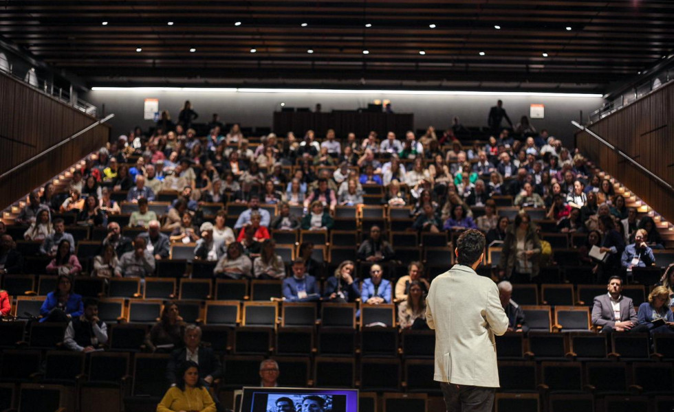 Inovação, tecnologia e humanidades em discussão no Seminário para Diretores